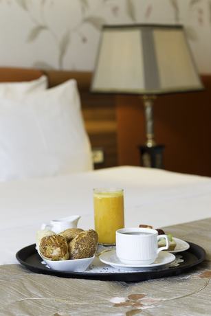 Imagen de la habitación del Hotel Ramada Plaza By Wyndham Istanbul Atakoy. Foto 16