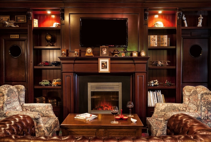 Imagen del bar/restaurante del Hotel Ramada Plaza By Wyndham Izmit. Foto 2