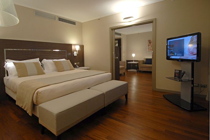 Imagen de la habitación del Hotel Ramada Plaza By Wyndham Milano. Foto 4