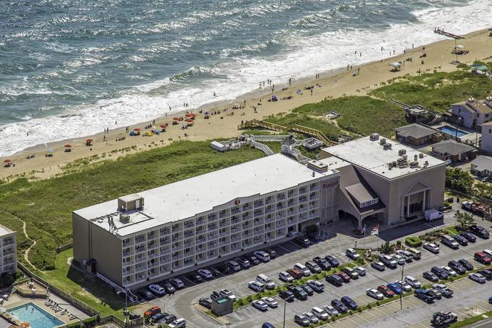 Imagen de los exteriores del Hotel Ramada Plaza By Wyndham Nags Head Oceanfront. Foto 9