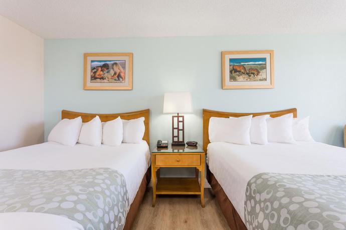Imagen de la habitación del Hotel Ramada Plaza By Wyndham Nags Head Oceanfront. Foto 5