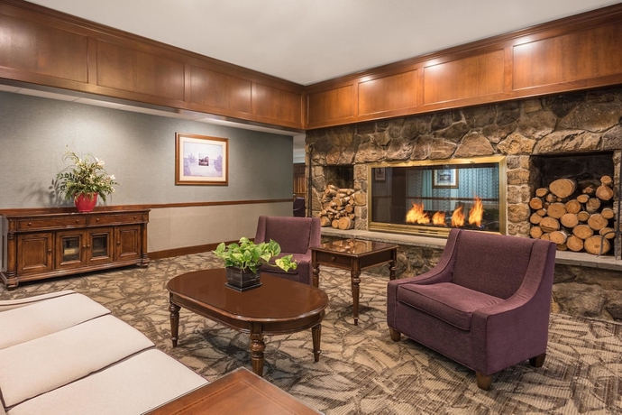 Imagen de los interiores del Hotel Ramada Plaza By Wyndham Portland. Foto 14