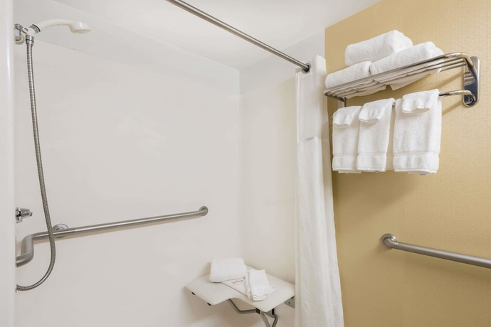 Imagen de la habitación del Hotel Ramada Plaza By Wyndham Portland. Foto 13