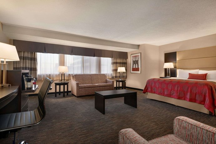 Imagen de la habitación del Hotel Ramada Plaza By Wyndham Regina Downtown. Foto 9