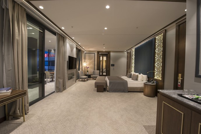 Imagen de la habitación del Hotel Ramada Plaza By Wyndham Trabzon. Foto 5