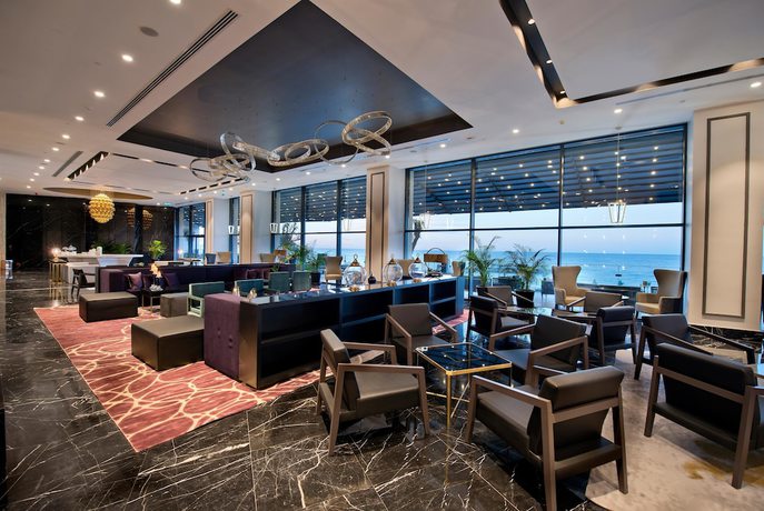 Imagen de los interiores del Hotel Ramada Plaza By Wyndham Trabzon. Foto 16