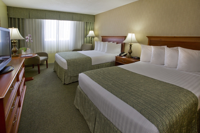 Imagen de la habitación del Hotel Ramada Plaza By Wyndham Waikiki. Foto 6