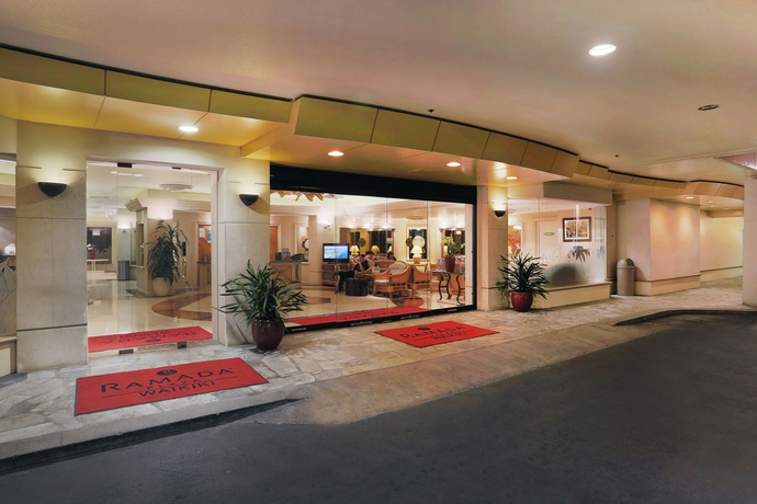 Imagen general del Hotel Ramada Plaza By Wyndham Waikiki. Foto 2