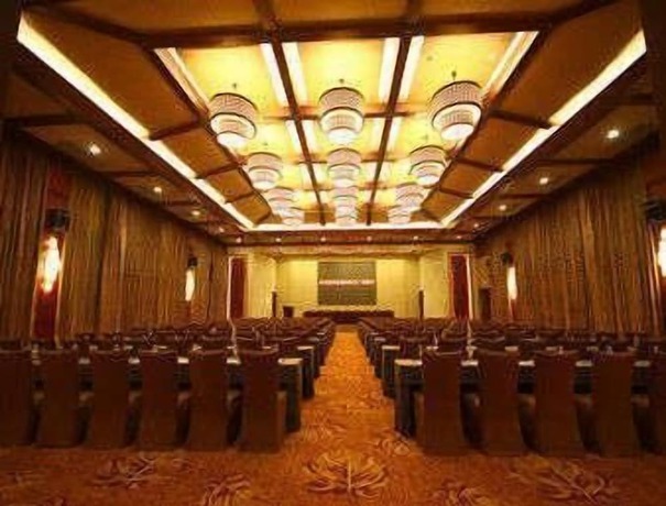 Imagen de los interiores del Hotel Ramada Plaza By Wyndham Xishuangbanna South. Foto 9