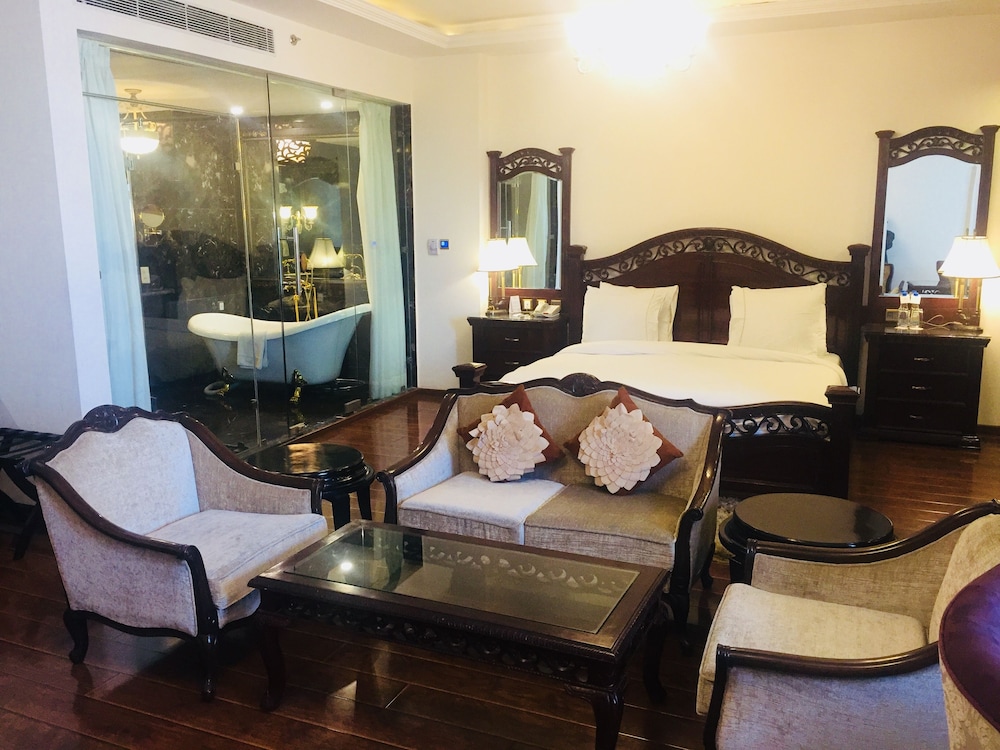 Imagen de la habitación del Hotel Ramada Plaza, Chandigarh, Zirakpur. Foto 8