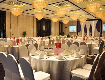 Imagen de los interiores del Hotel Ramada Plaza Chongqing Banan. Foto 7