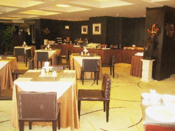 Imagen general del Hotel Ramada Plaza Gateway. Foto 4