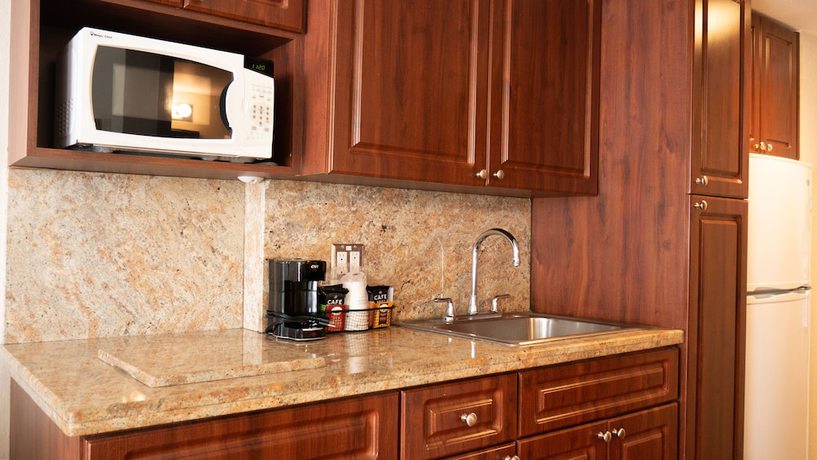 Imagen de la habitación del Hotel Ramada Plaza Marco Polo Beach Resort. Foto 15