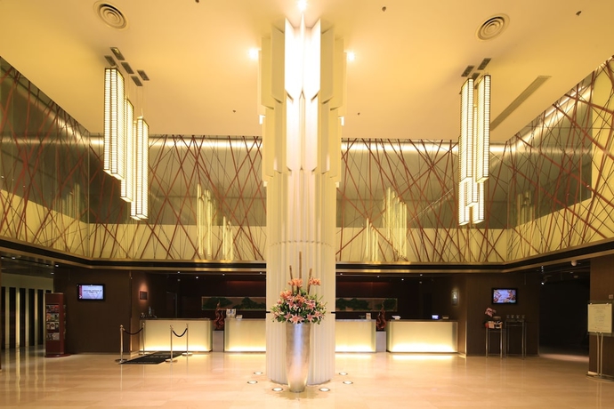 Imagen de los interiores del Hotel Ramada Plaza Shanghai Caohejing. Foto 17