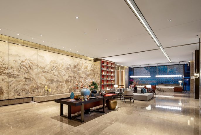 Imagen de los interiores del Hotel Ramada Plaza Wyndham Xiangyang Xiangzhou. Foto 14