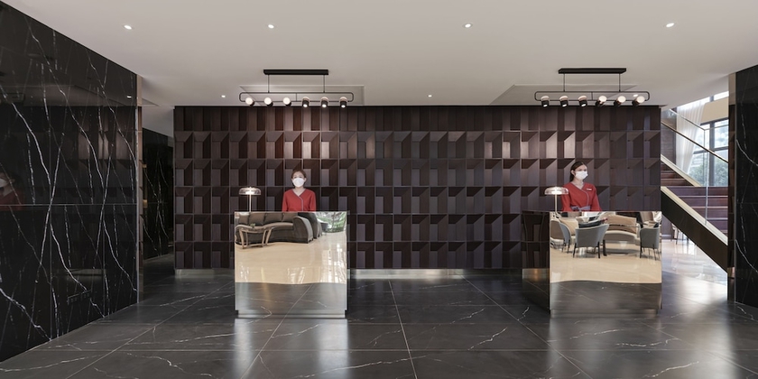 Imagen de los interiores del Hotel Ramada Plaza by Wyndham Bangkok Sukhumvit 48. Foto 13