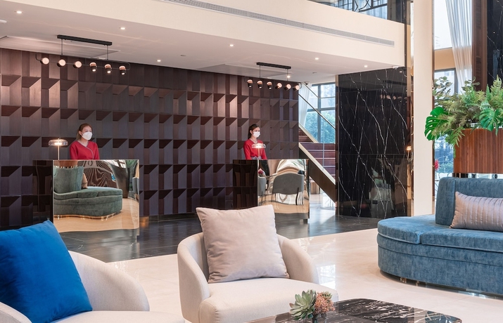 Imagen de los interiores del Hotel Ramada Plaza by Wyndham Bangkok Sukhumvit 48. Foto 16