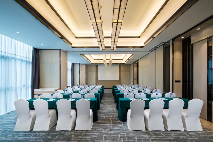Imagen de los interiores del Hotel Ramada Plaza by Wyndham Changsha Xingsha. Foto 13