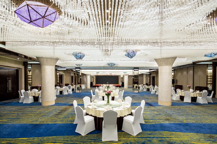 Imagen de los interiores del Hotel Ramada Plaza by Wyndham Changsha Xingsha. Foto 15