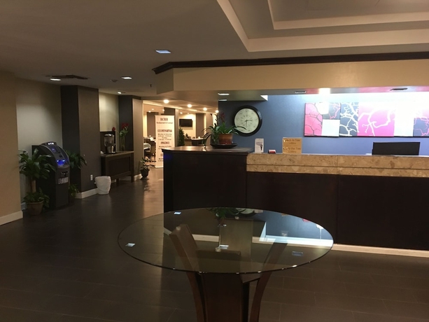 Imagen de los interiores del Hotel Ramada Plaza by Wyndham Charlotte Airport Conference Center. Foto 16