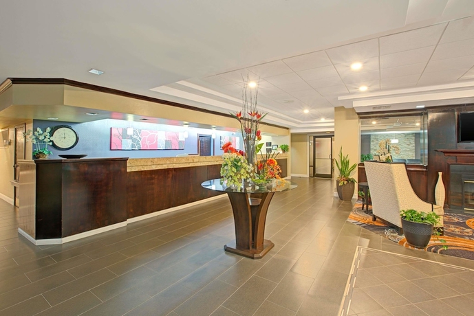 Imagen de los interiores del Hotel Ramada Plaza by Wyndham Charlotte Airport Conference Center. Foto 17