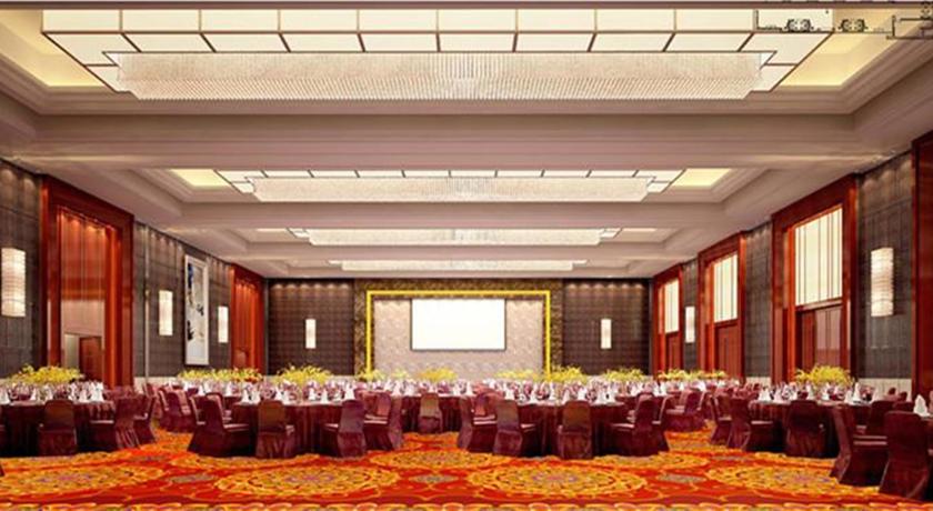 Imagen de los interiores del Hotel Ramada Plaza by Wyndham Chibi. Foto 10