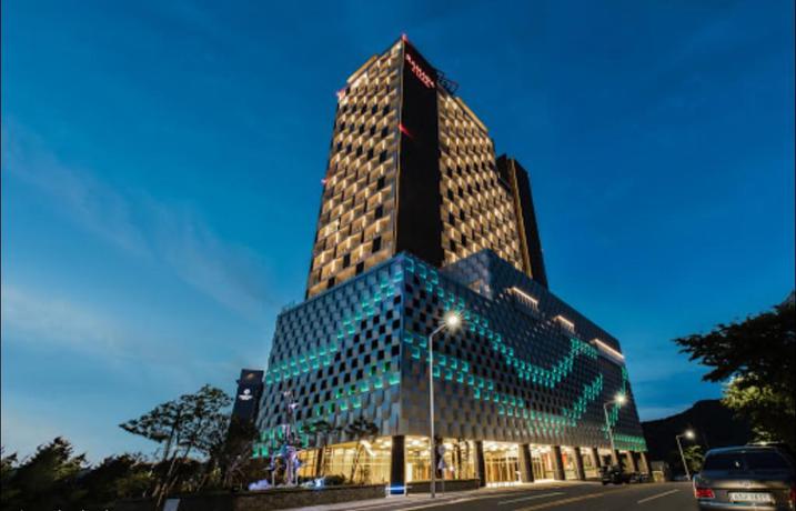 Imagen general del Hotel Ramada Plaza by Wyndham Dolsan Yeosu. Foto 3