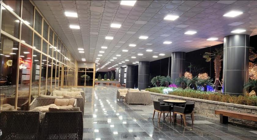 Imagen de los interiores del Hotel Ramada Plaza by Wyndham Dolsan Yeosu. Foto 13