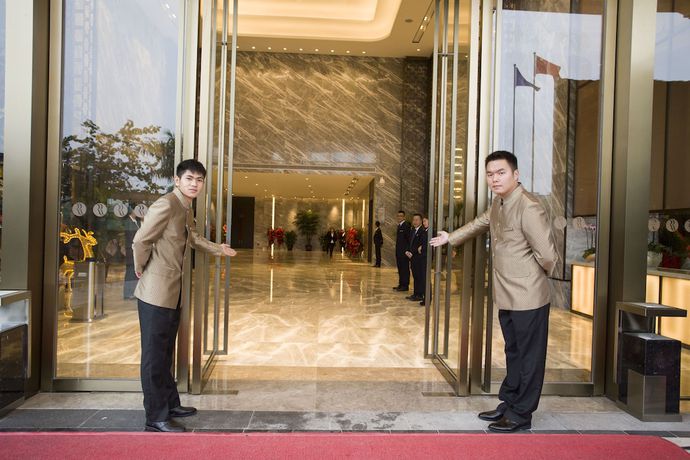 Imagen de los interiores del Hotel Ramada Plaza by Wyndham Dongxing City Center. Foto 19