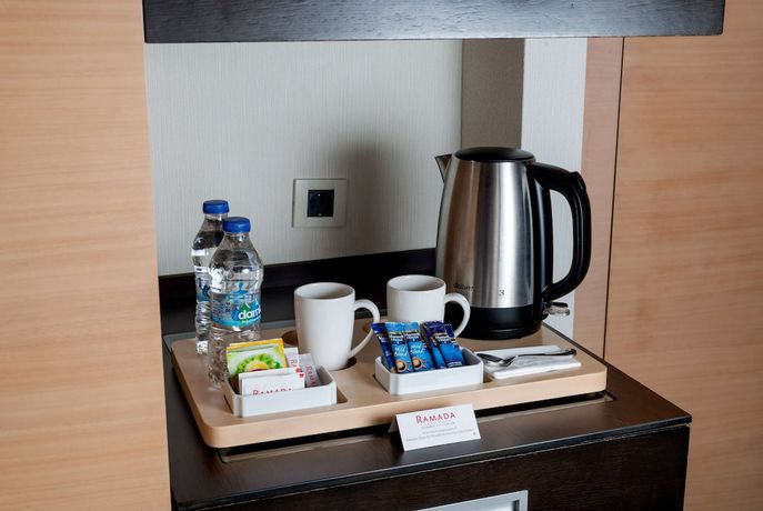 Imagen de la habitación del Hotel Ramada Plaza by Wyndham Istanbul City Center. Foto 5