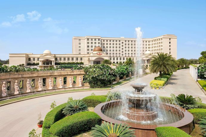Imagen general del Hotel Ramada Plaza by Wyndham Lucknow. Foto 1