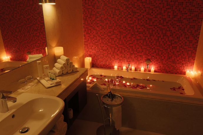 Imagen de la habitación del Hotel Ramada Plaza by Wyndham Lucknow. Foto 13