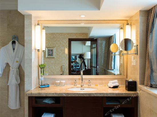 Imagen de la habitación del Hotel Ramada Plaza by Wyndham Optics Valley Hotel Wuhan Wuchang. Foto 4