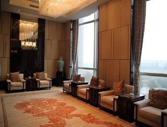 Imagen general del Hotel Ramada Plaza by Wyndham Qiandeng Kunshan. Foto 4