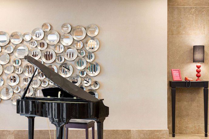 Imagen de los interiores del Hotel Ramada Plaza by Wyndham Samsun. Foto 15