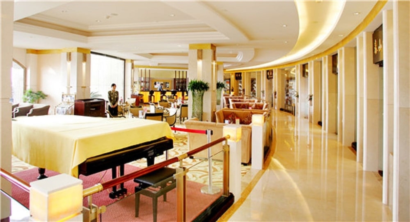 Imagen de los interiores del Hotel Ramada Plaza by Wyndham Taian. Foto 18