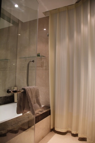 Imagen de la habitación del Hotel Ramada Plaza by Wyndham Weifang. Foto 11