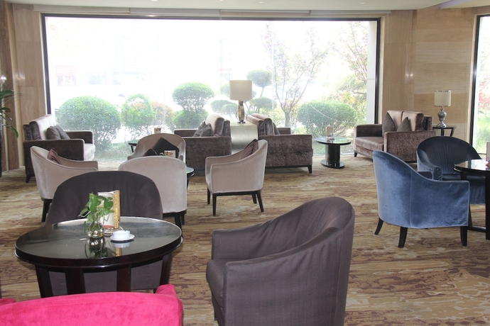Imagen de los interiores del Hotel Ramada Plaza by Wyndham Weifang. Foto 19