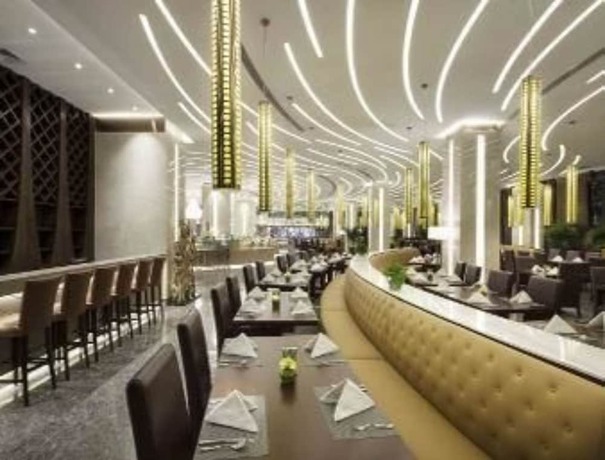 Imagen del bar/restaurante del Hotel Ramada Plaza by Wyndham Xian South. Foto 6