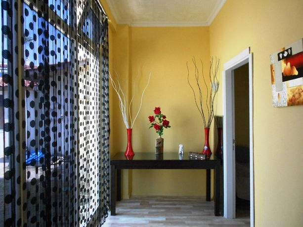 Imagen de los interiores del Hotel Ramada Residences By Wyndham Milas Bozbuk. Foto 14