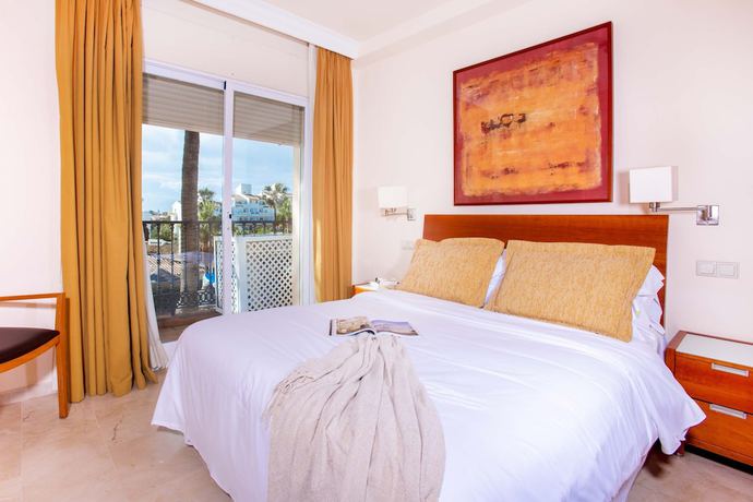 Imagen de la habitación del Hotel Ramada Residences by Wyndham Costa del Sol Fuengirola. Foto 16