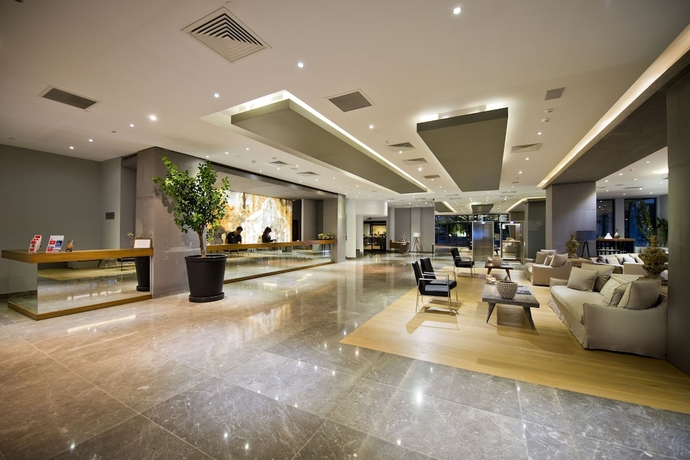 Imagen de los interiores del Hotel Ramada Resort By Wyndham Bodrum. Foto 13