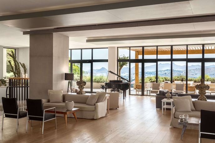 Imagen de los interiores del Hotel Ramada Resort By Wyndham Bodrum. Foto 15