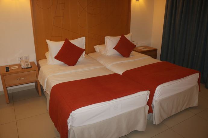 Imagen de la habitación del Hotel Ramada Resort By Wyndham Dead Sea. Foto 15