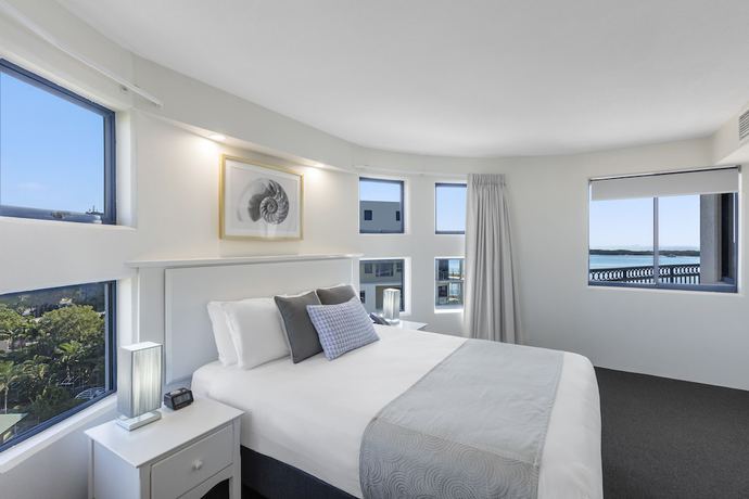 Imagen de la habitación del Hotel Ramada Resort By Wyndham Golden Beach. Foto 5
