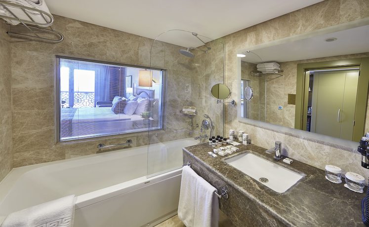 Imagen de la habitación del Hotel Ramada Resort By Wyndham Kazdaglari Thermal And Spa. Foto 10