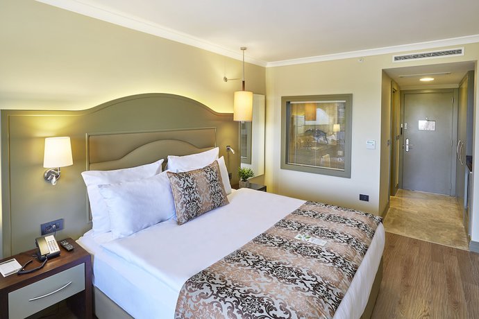 Imagen de la habitación del Hotel Ramada Resort By Wyndham Kazdaglari Thermal And Spa. Foto 13
