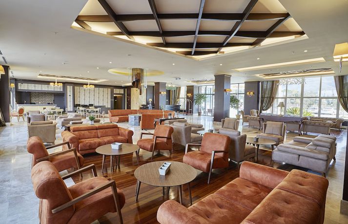 Imagen de los interiores del Hotel Ramada Resort By Wyndham Kazdaglari Thermal And Spa. Foto 19