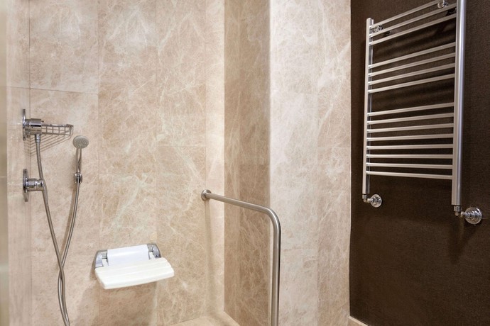 Imagen de la habitación del Hotel Ramada Resort By Wyndham Kazdaglari Thermal And Spa. Foto 14