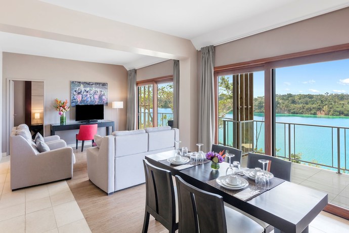 Imagen de la habitación del Hotel Ramada Resort By Wyndham Port Vila. Foto 6